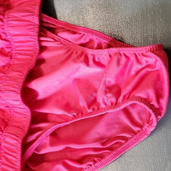 ATHENTIC,‎ hot pink XS shorts. Two pockets, lined. Great condition. - Picture 7 of 9